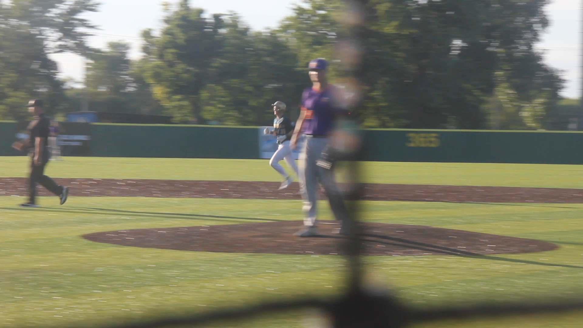 VIDEO: Steutermann homers in series finale vs Moo